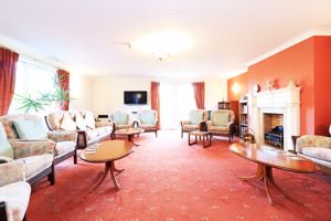 RESIDENTS LOUNGE- click for photo gallery